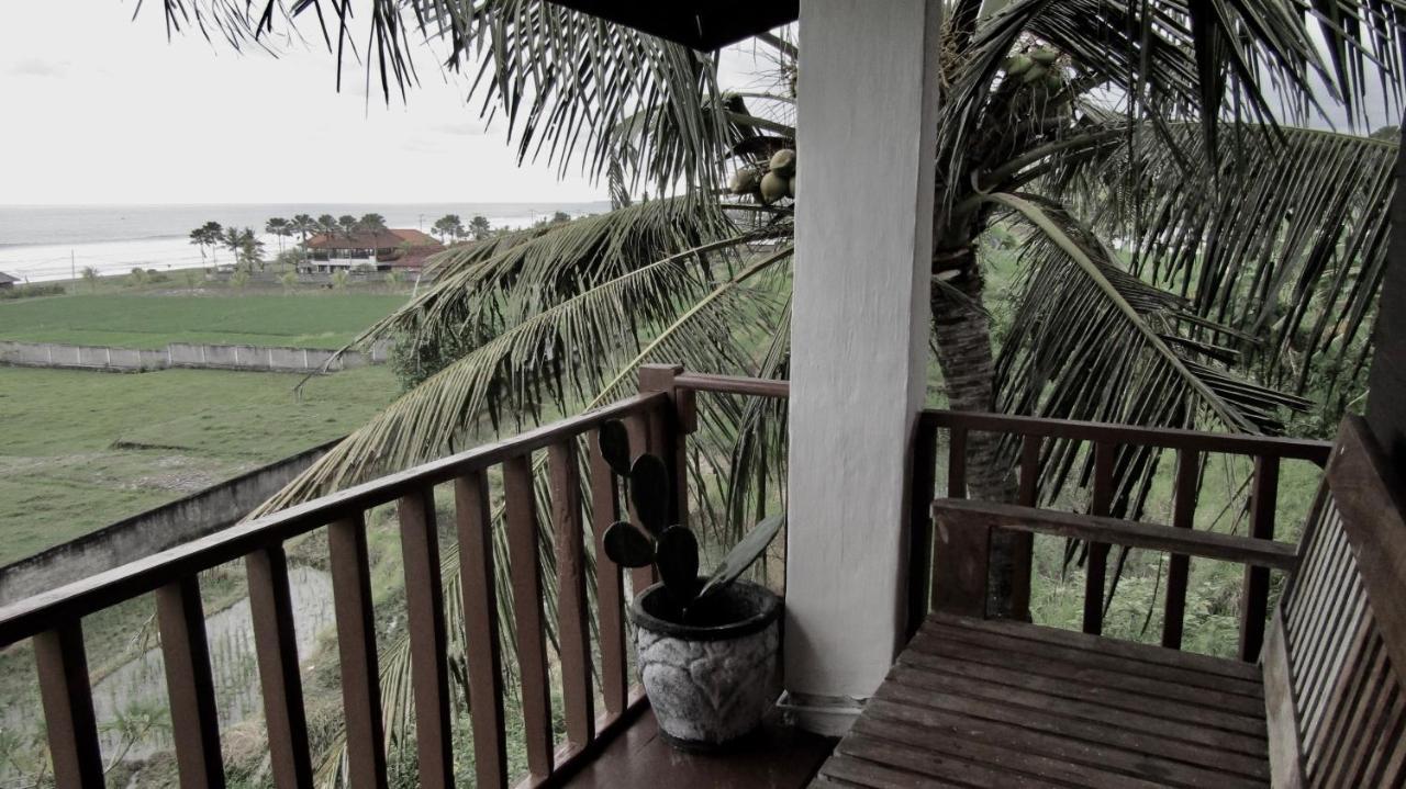 Dikaloha Surfschool And Stay Airsatang Экстерьер фото