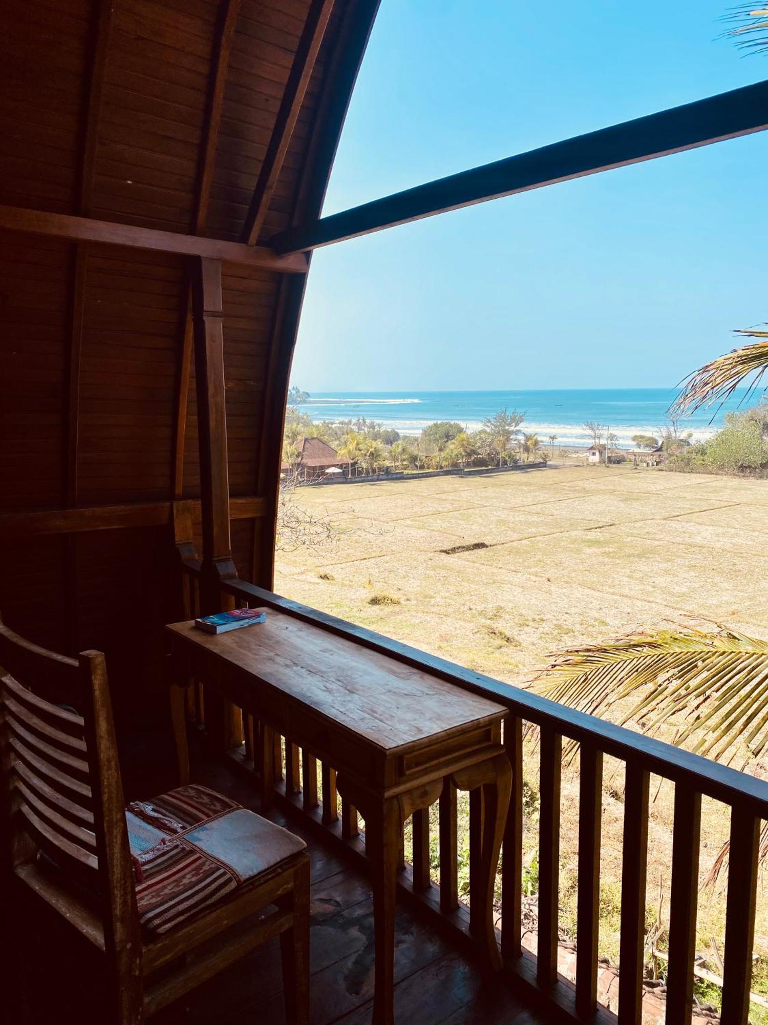 Dikaloha Surfschool And Stay Airsatang Экстерьер фото